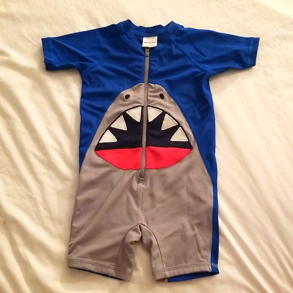 Hanna Andersson Shark Rashguard/One Piece -2T